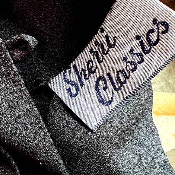 VINTAGE • Sherri Classic, black dress, unlined, sz 10/12 - Picture 5 of 6